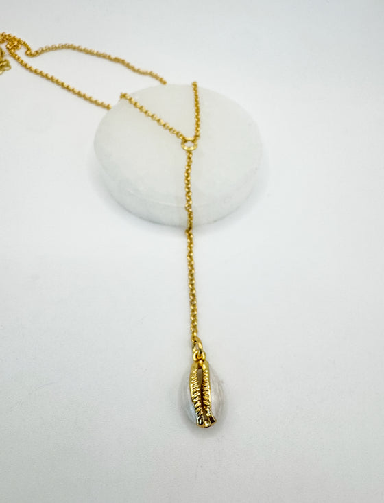 Dainty Cowrie Shell Lariat Necklace