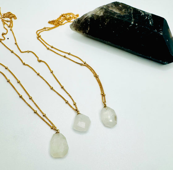 Top Drilled Moonstone Necklace