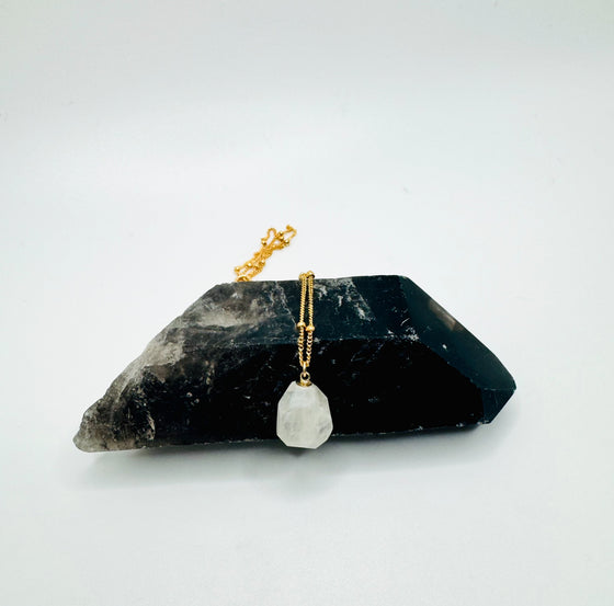 Top Drilled Moonstone Necklace